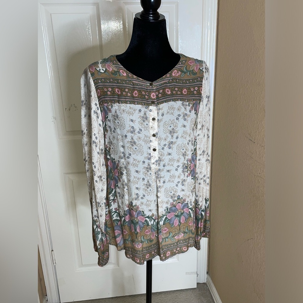 Lucky Brand Top Womens Medium Henley Floral Boho Super Thin​​​​​​​​​ - Picture 6 of 8